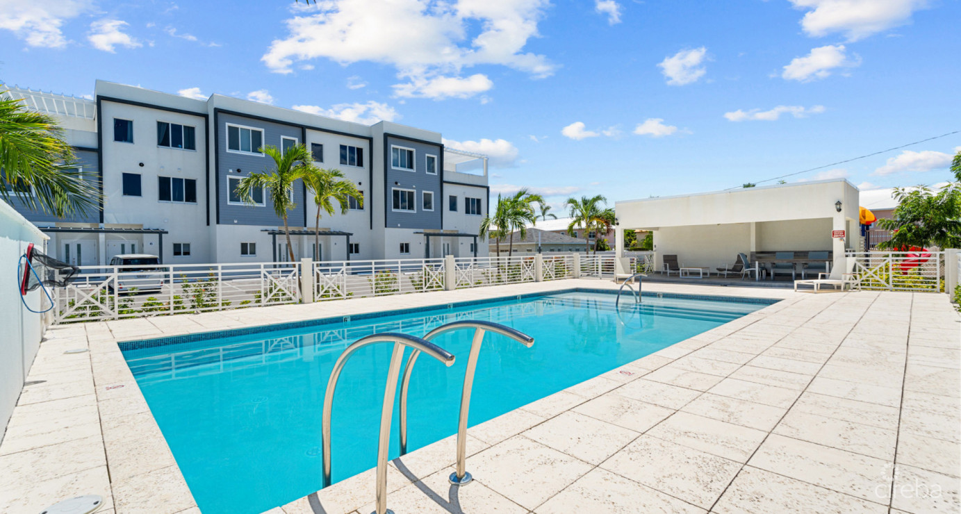 The Mantras #33 (south Sound Townhome W/ Custom Back Garden)