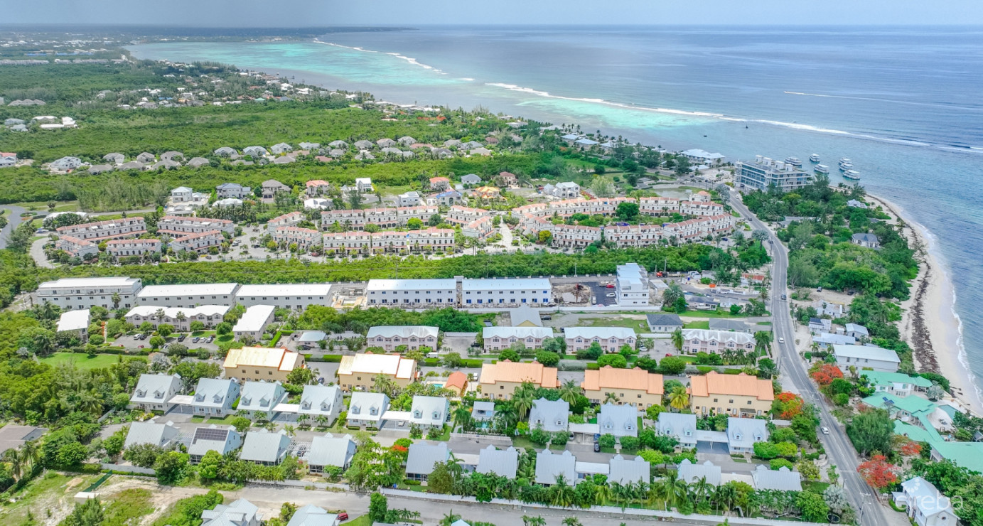 The Mantras #33 (south Sound Townhome W/ Custom Back Garden)