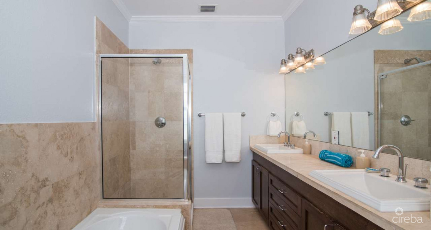 Direct Beach Front East End Paradise Villas 4 Bedroom Home