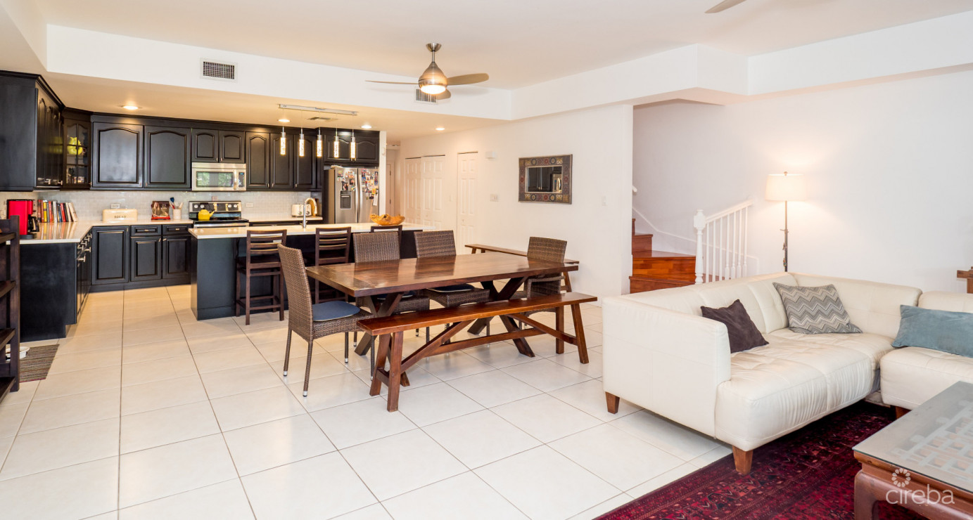 South Sound Ocean Front 4 Bed Windsor Village 25