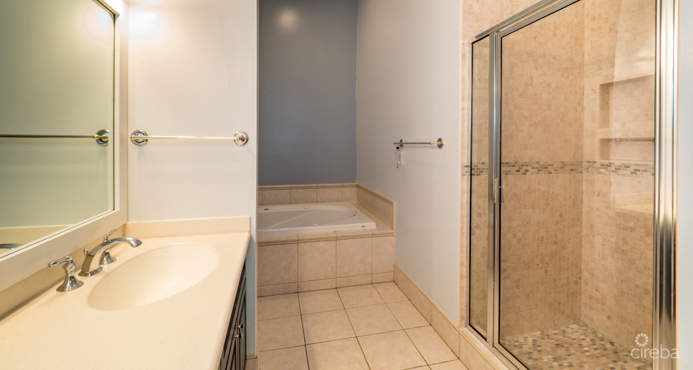 South Sound Ocean Front 4 Bed Windsor Village 25