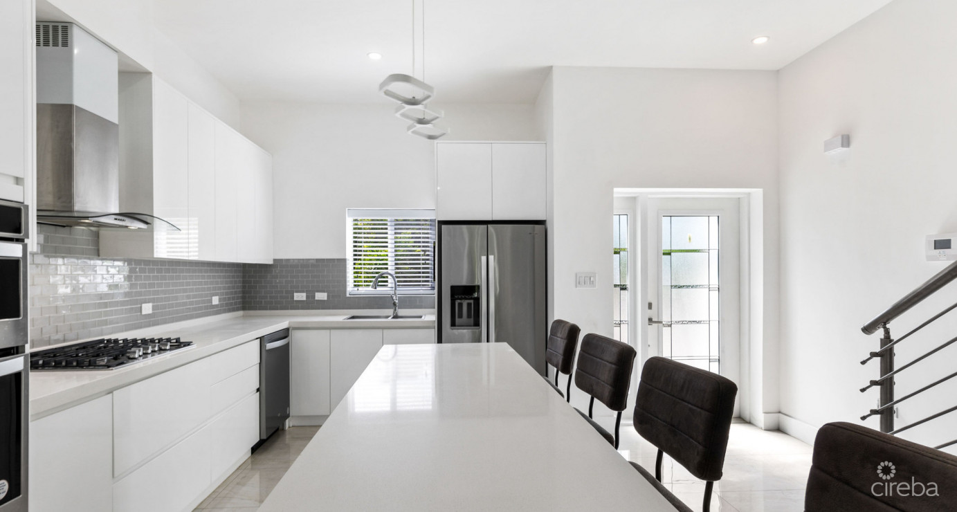 The Mantras #36 (2 Bed, 2.5 Bath South Sound Townhome)