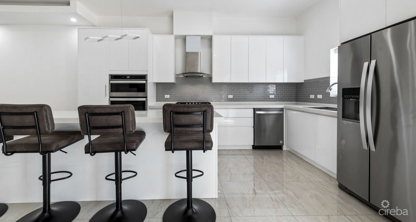 The Mantras #36 (2 Bed, 2.5 Bath South Sound Townhome)