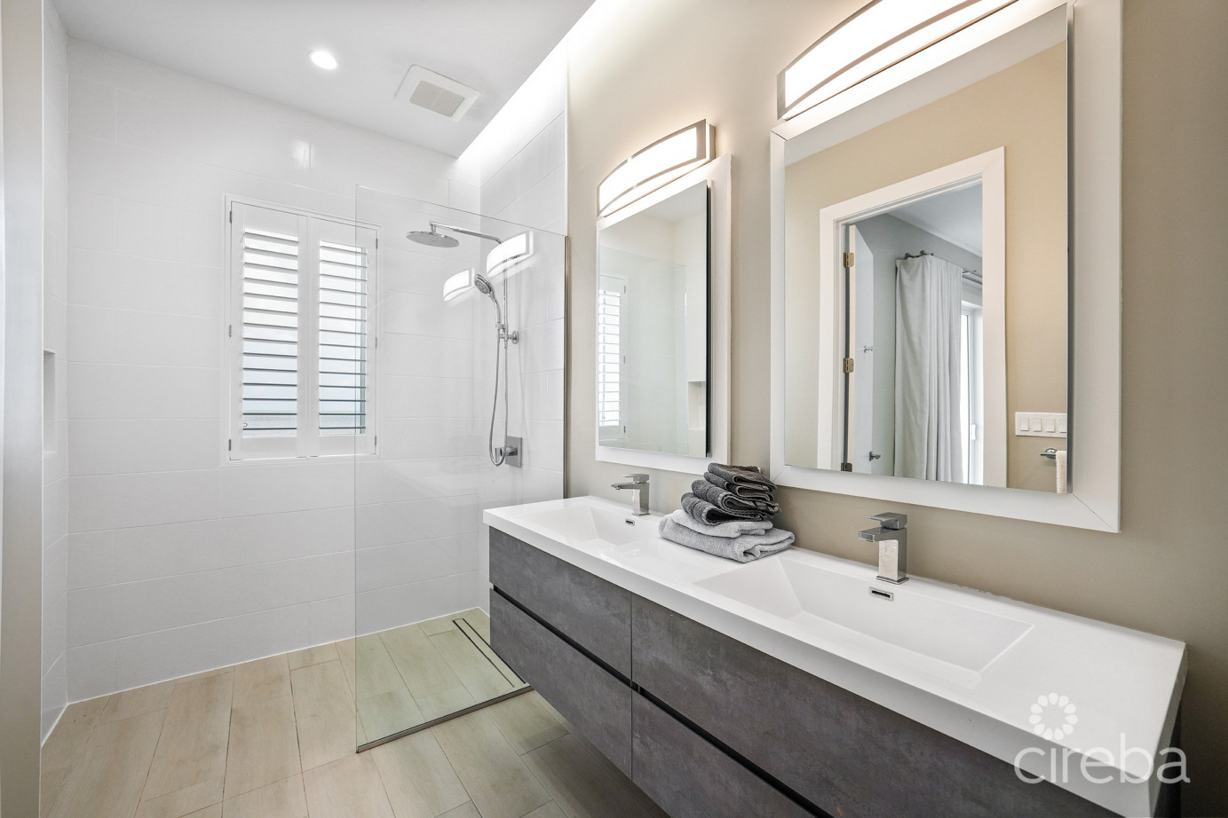 Ocean Crest #21, George Town Waterfront