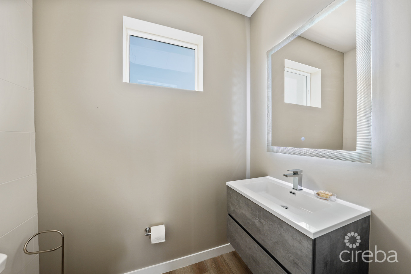 Ocean Crest #21, George Town Waterfront