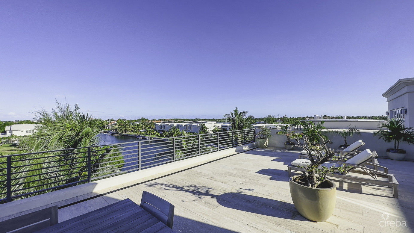 Smb Corridor 4 Bed -the Drake