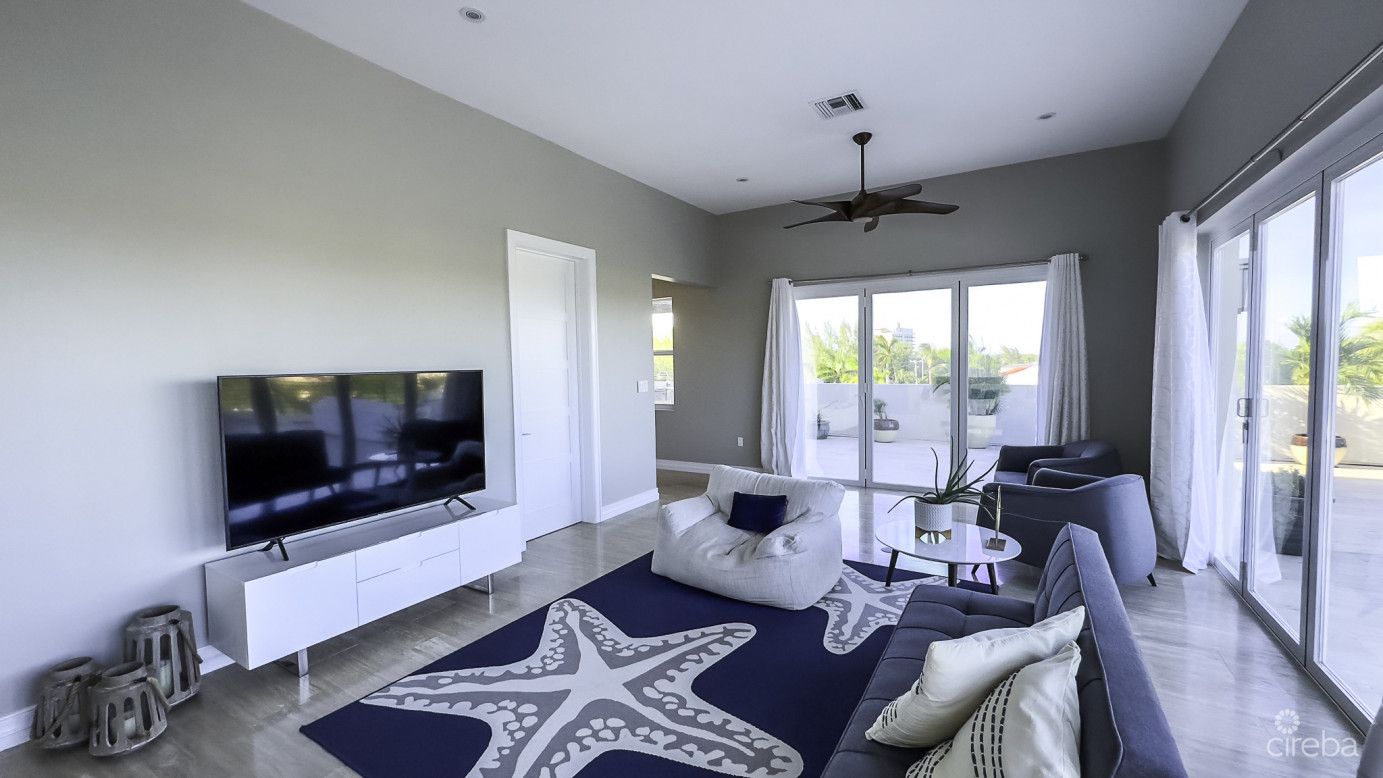 Smb Corridor 4 Bed -the Drake