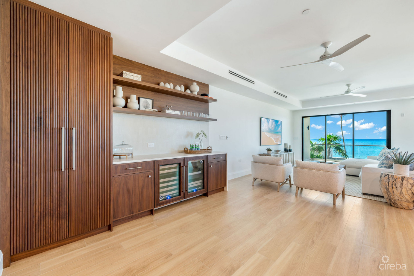 Ocean Front 4 Bed Condo Smb- The Sands