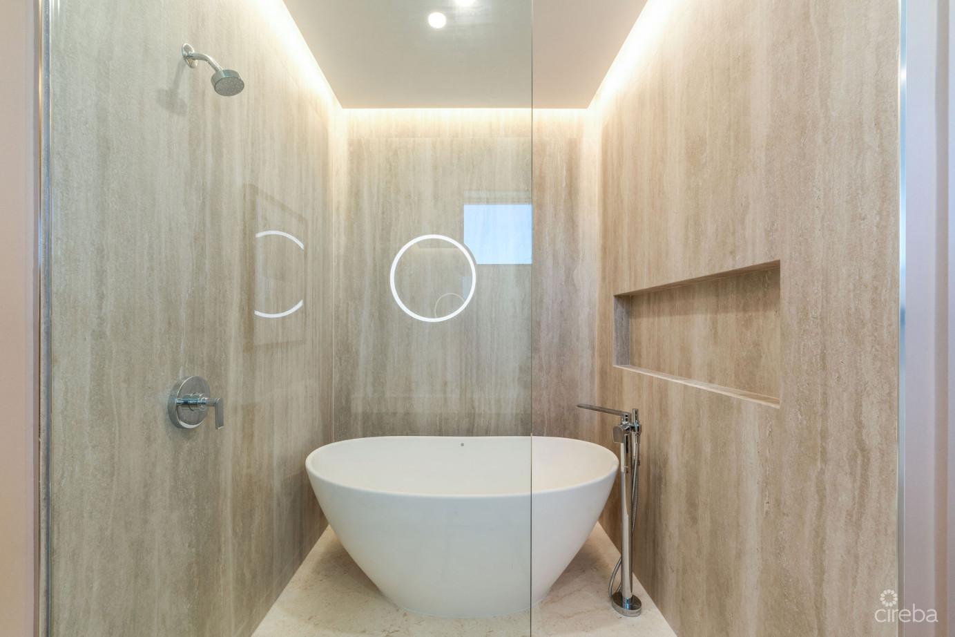 Ocean Front 4 Bed Condo Smb- The Sands