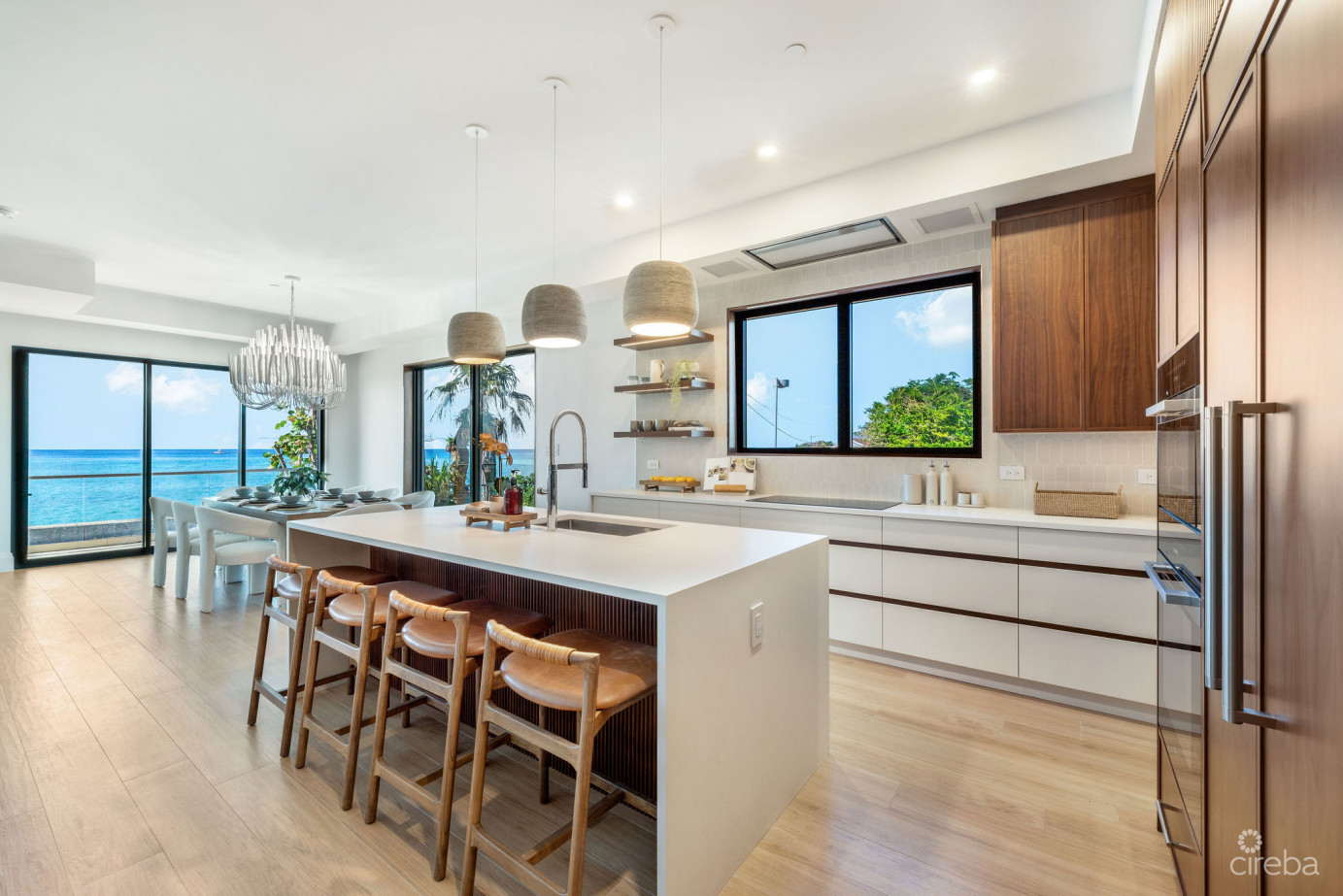 Ocean Front 4 Bed Condo Smb- The Sands