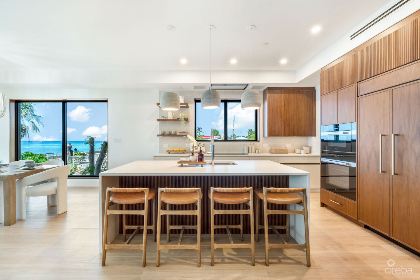 Ocean Front 4 Bed Condo Smb- The Sands