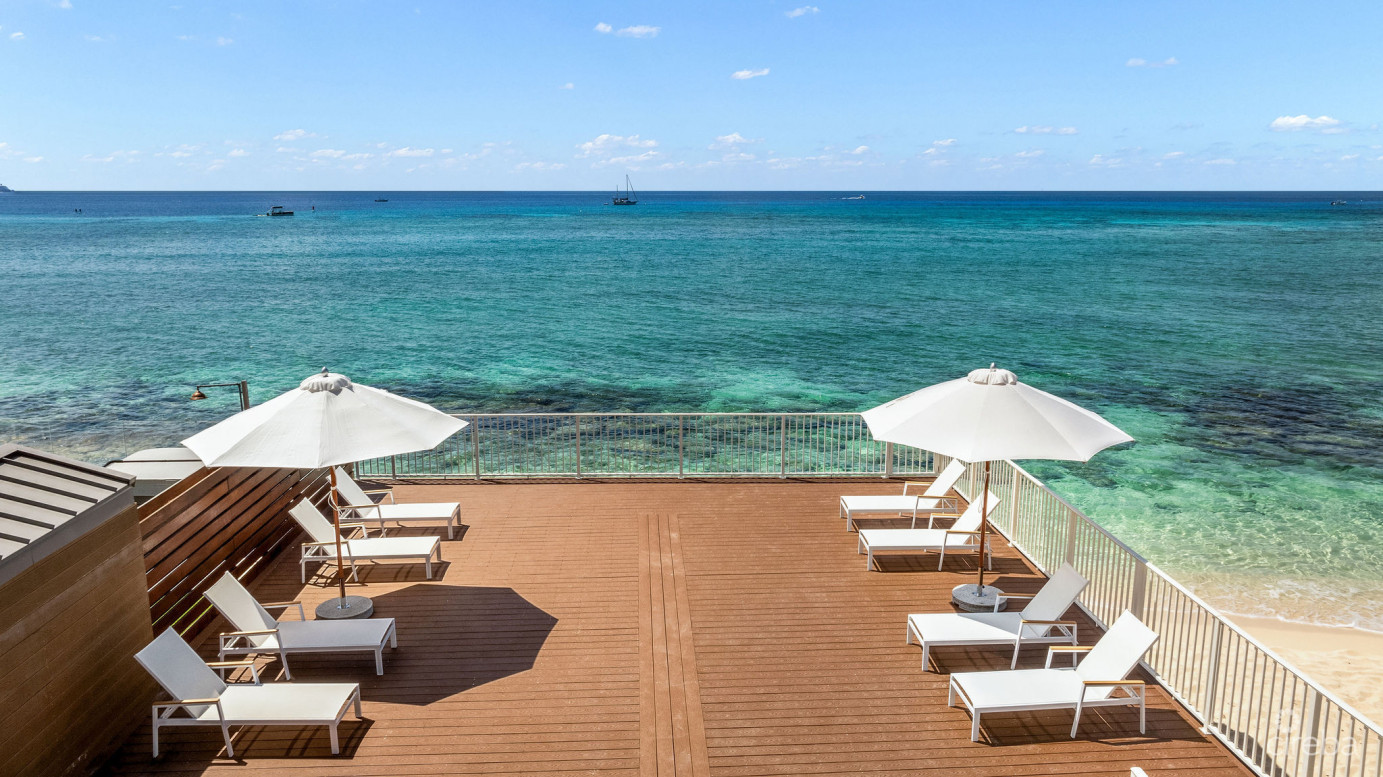 Ocean Front 4 Bed Condo Smb- The Sands