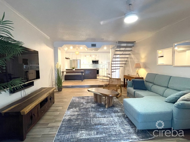 Canal Front Townhouse, Smb Corridor- Safe Harbour