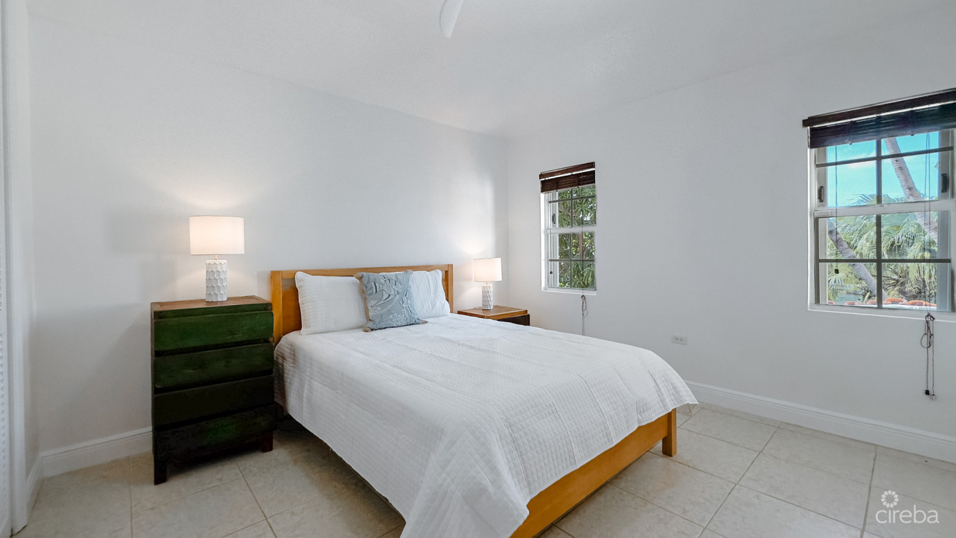 Canal Front Townhouse, Smb Corridor- Safe Harbour