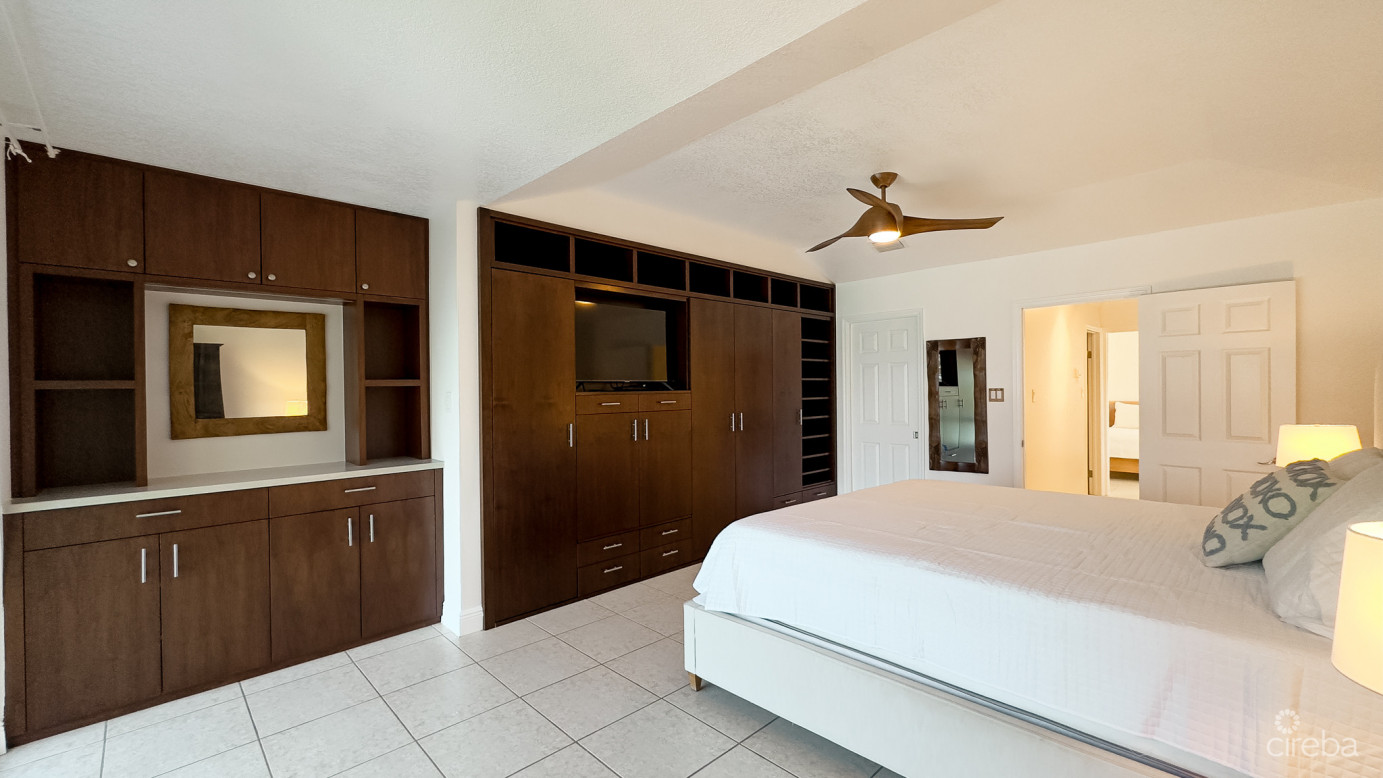 Canal Front Townhouse, Smb Corridor- Safe Harbour