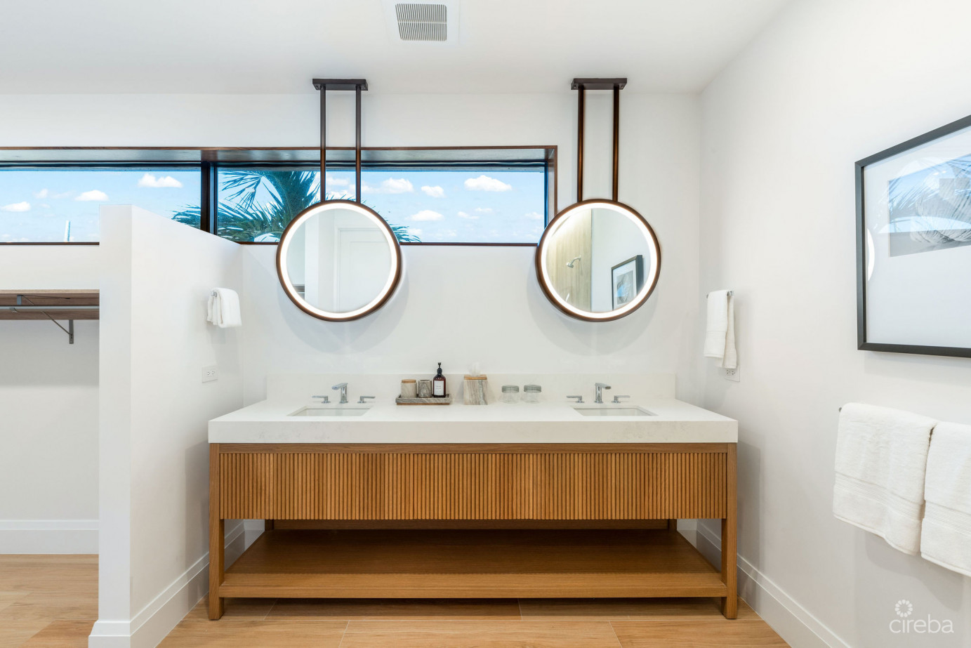 Smb 4 Bed Condo- The Sands