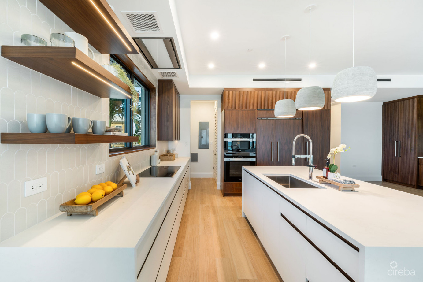 Smb 4 Bed Condo- The Sands