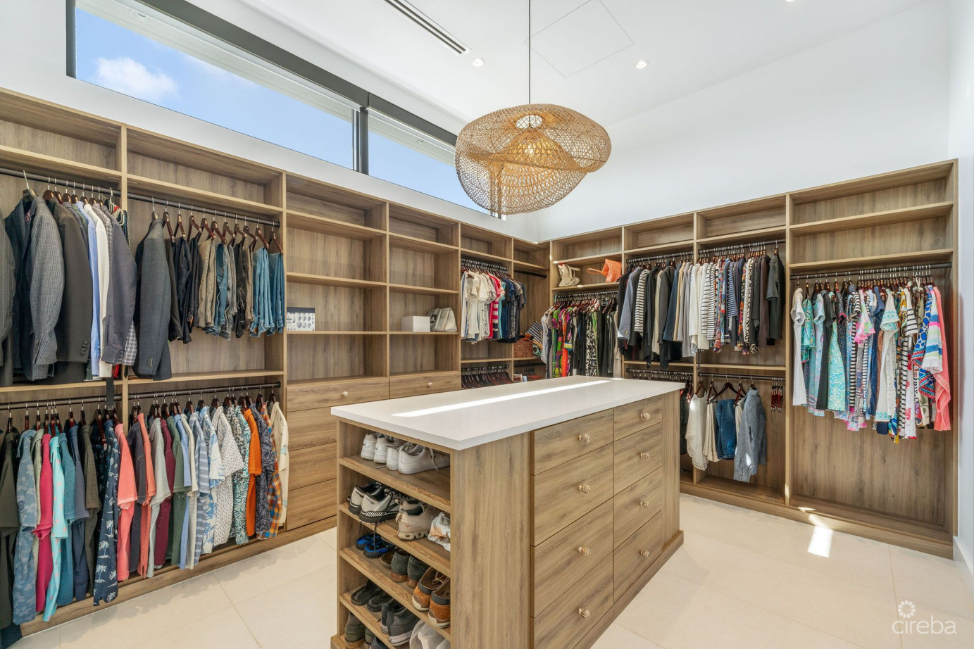 60 Lalique Peninsula Quay  Luxury Waterfront Living In Crystal Harbour