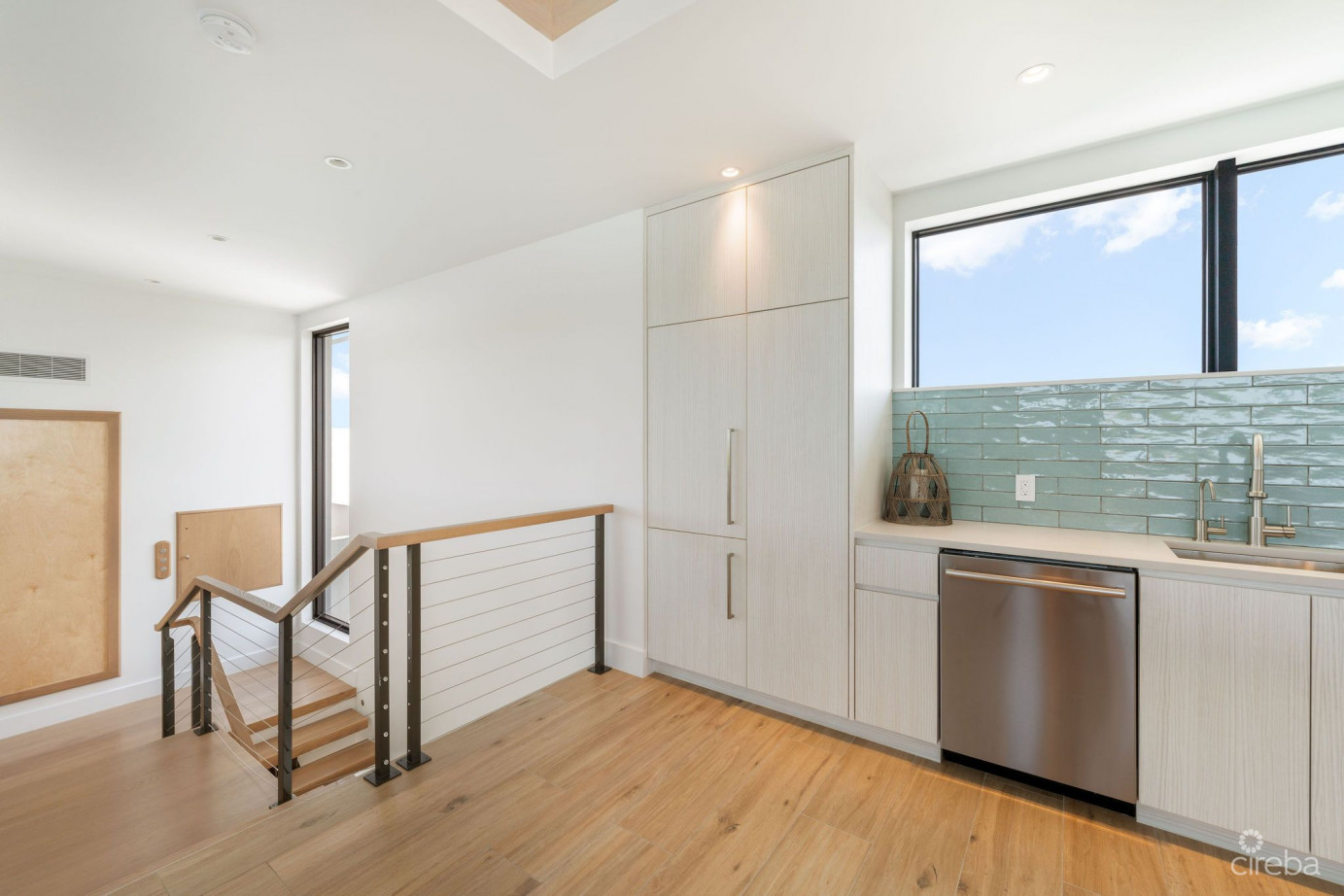 60 Lalique Peninsula Quay  Luxury Waterfront Living In Crystal Harbour