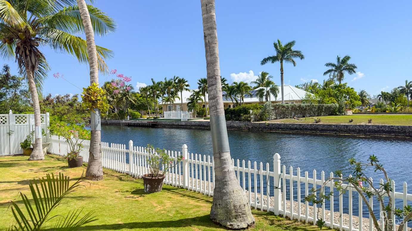 Patricks Island Waterfront Home On Corner Lot