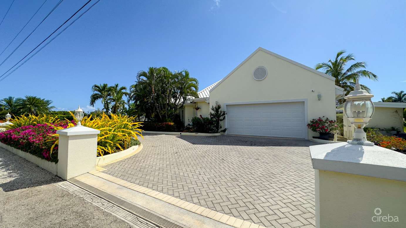 Patricks Island Waterfront Home On Corner Lot