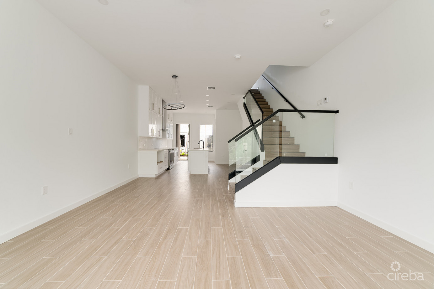 Prive Fully Upgraded 2b/2.5b Unit - Cash Back At Closing!