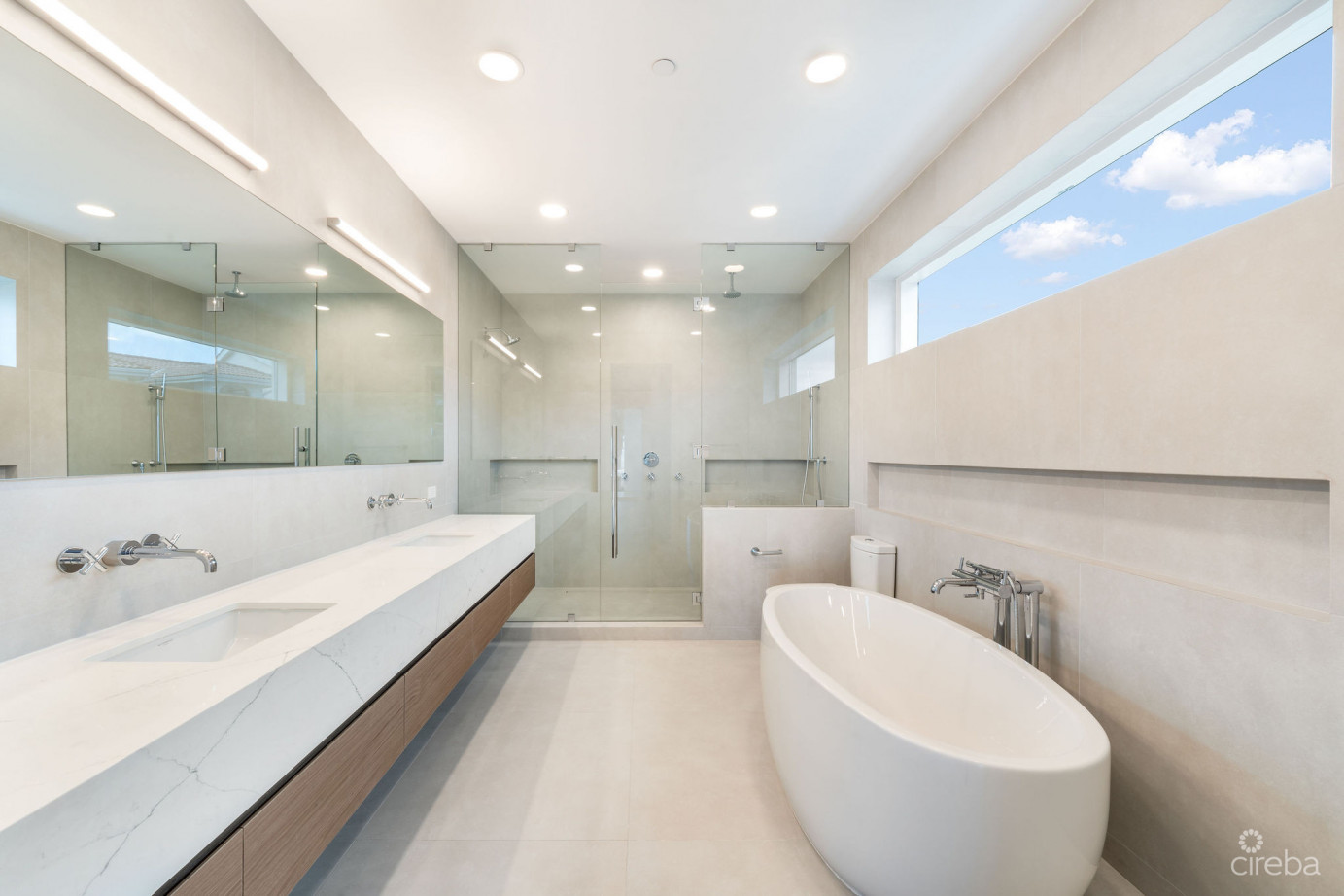 Aqua 1 - Luxury Condo On Seven Mile Beach