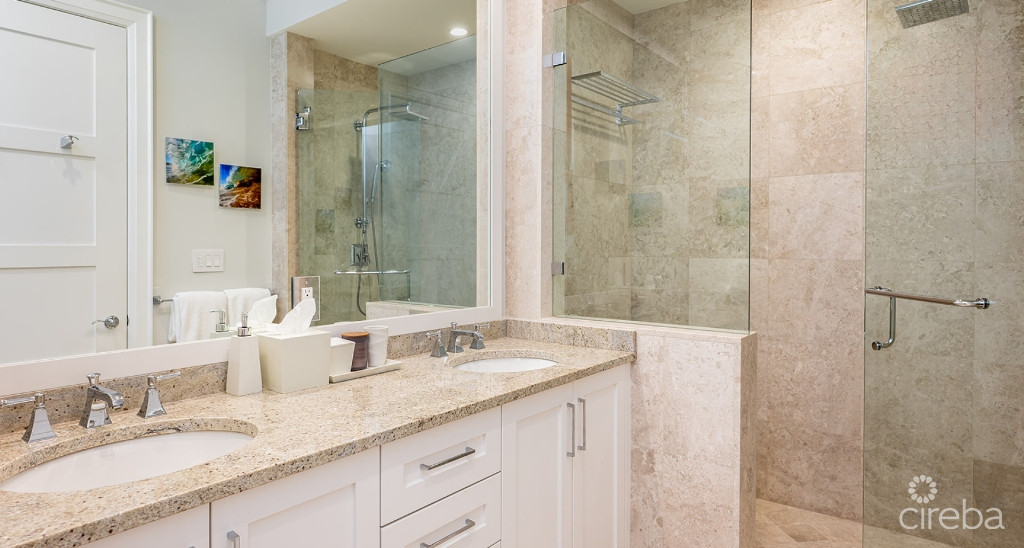 Watercolours - High Floor Location