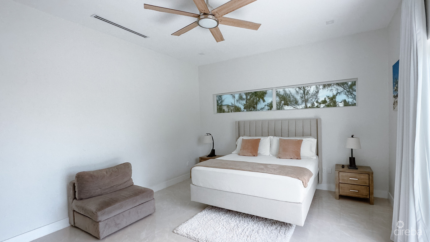 Lakes At Poindexter Home