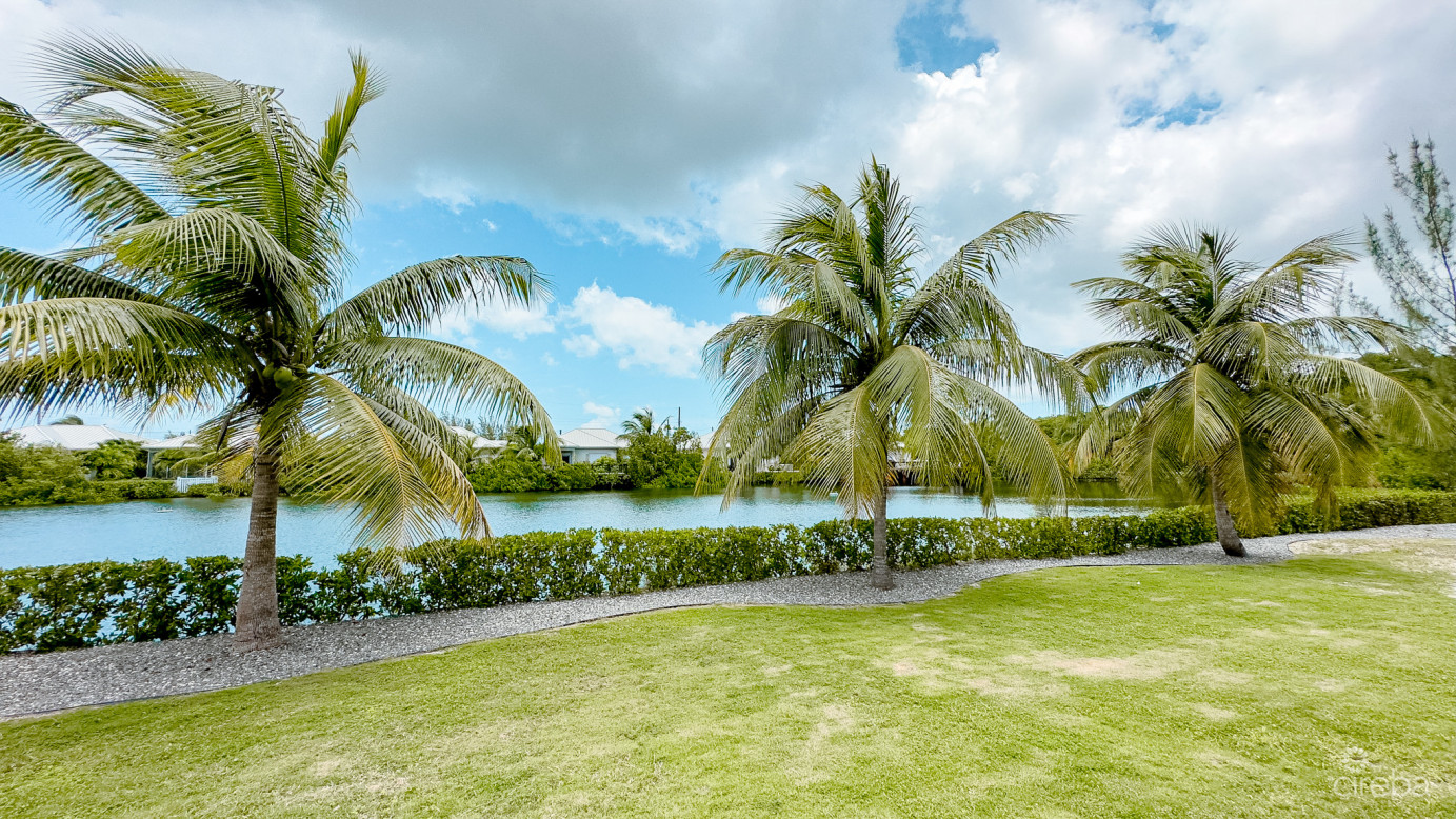 Lakes At Poindexter Home