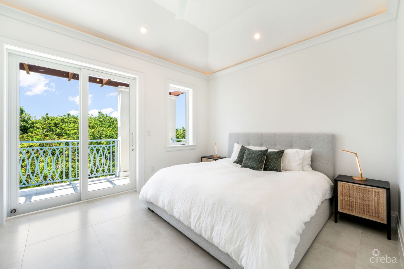 Stone Island Residence 402