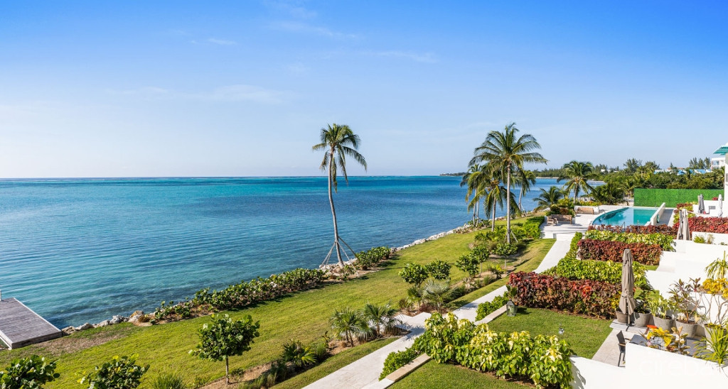 Indigo Bay - Incredible Seafront Residence