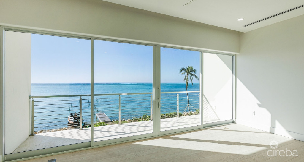 Indigo Bay - Incredible Seafront Residence