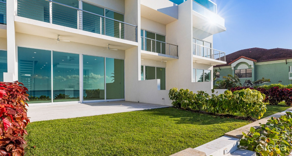 Indigo Bay - Incredible Seafront Residence