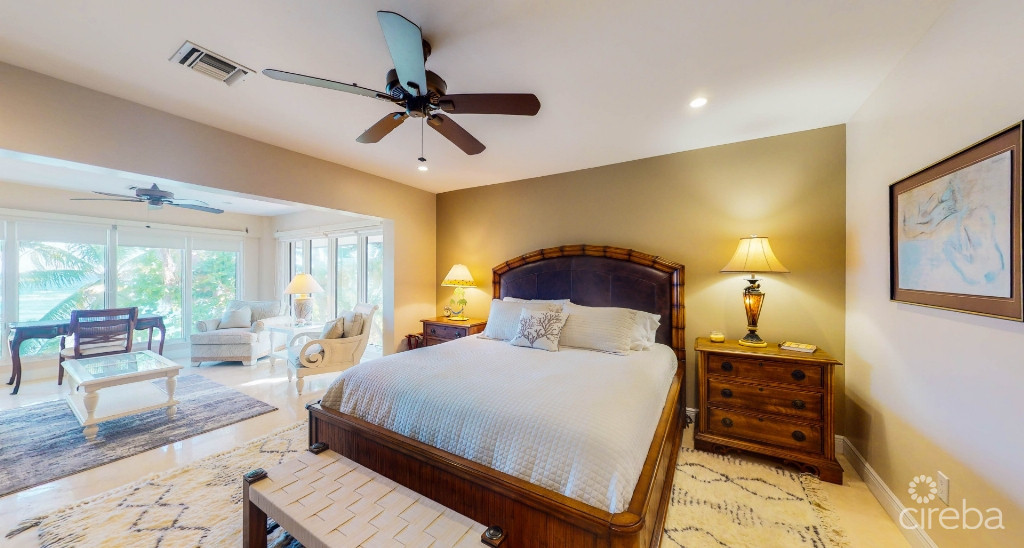 Beachfront Home - Prospect Point