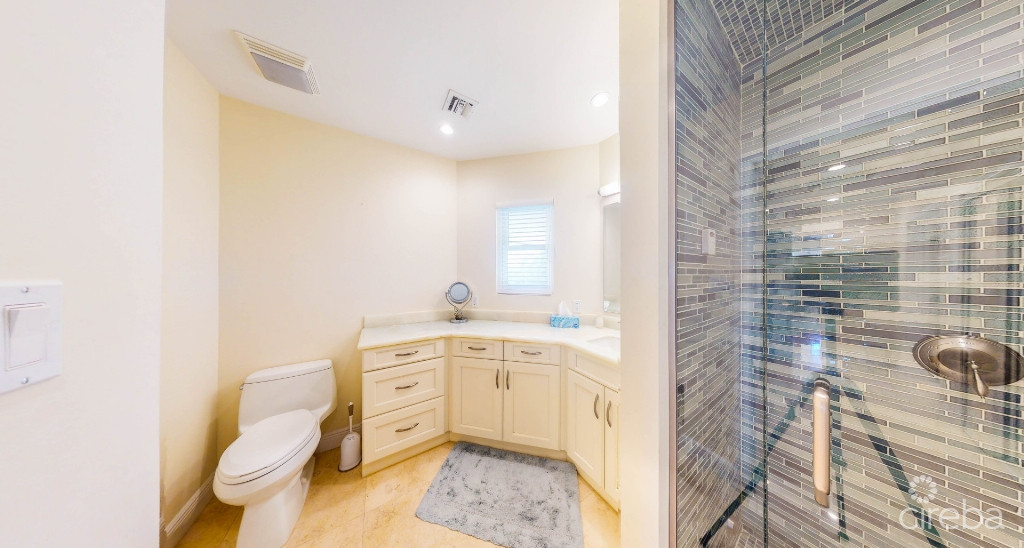 Beachfront Home - Prospect Point