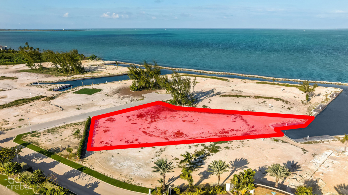 Diamond's Edge Waterfront Estate Lot 10