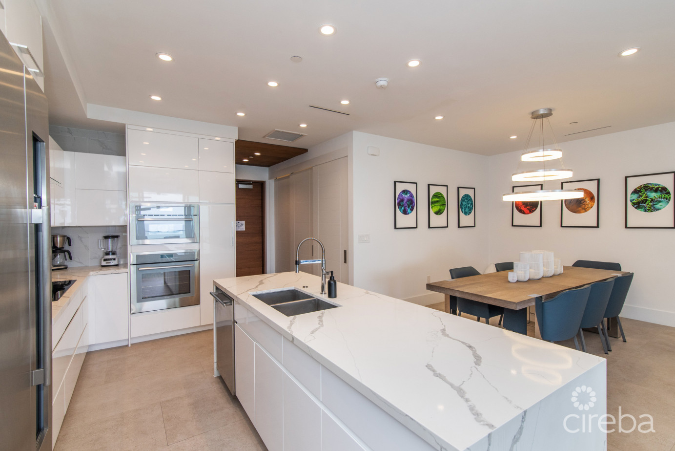 Rum Point Club # 404