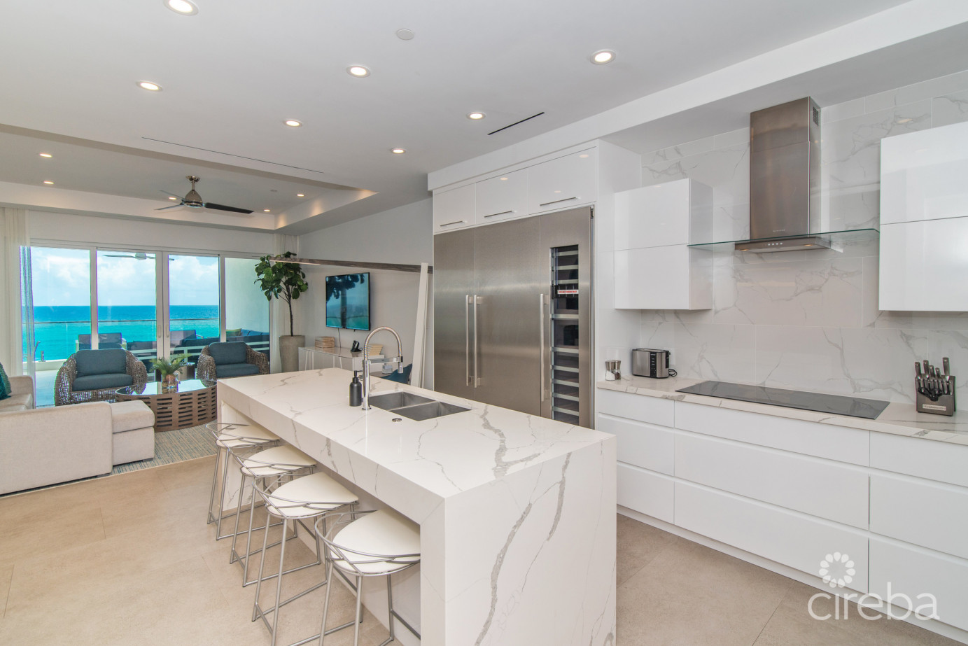 Rum Point Club # 404