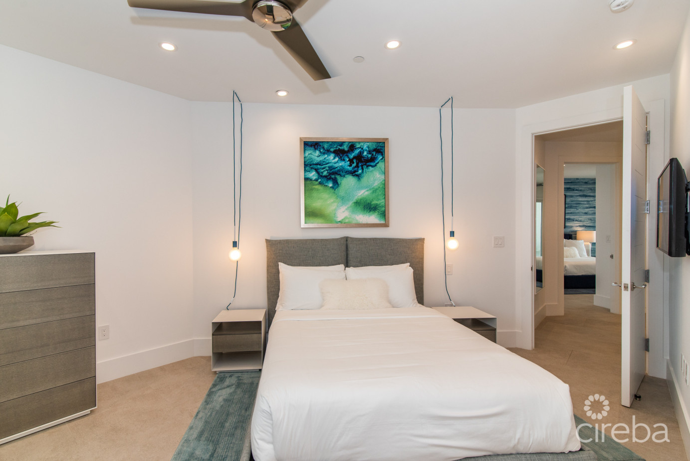 Rum Point Club # 404