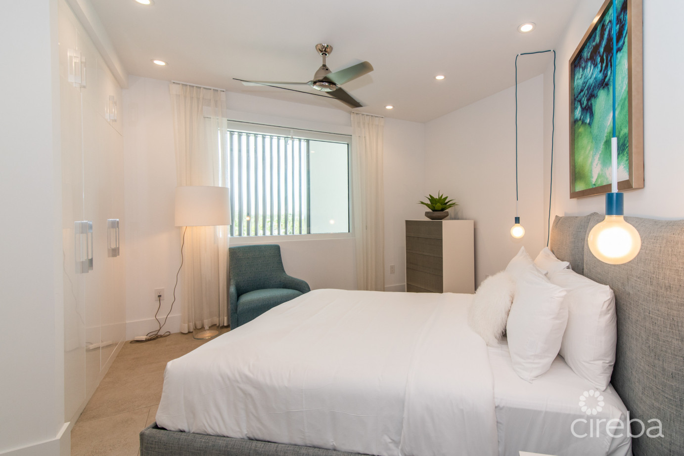 Rum Point Club # 404