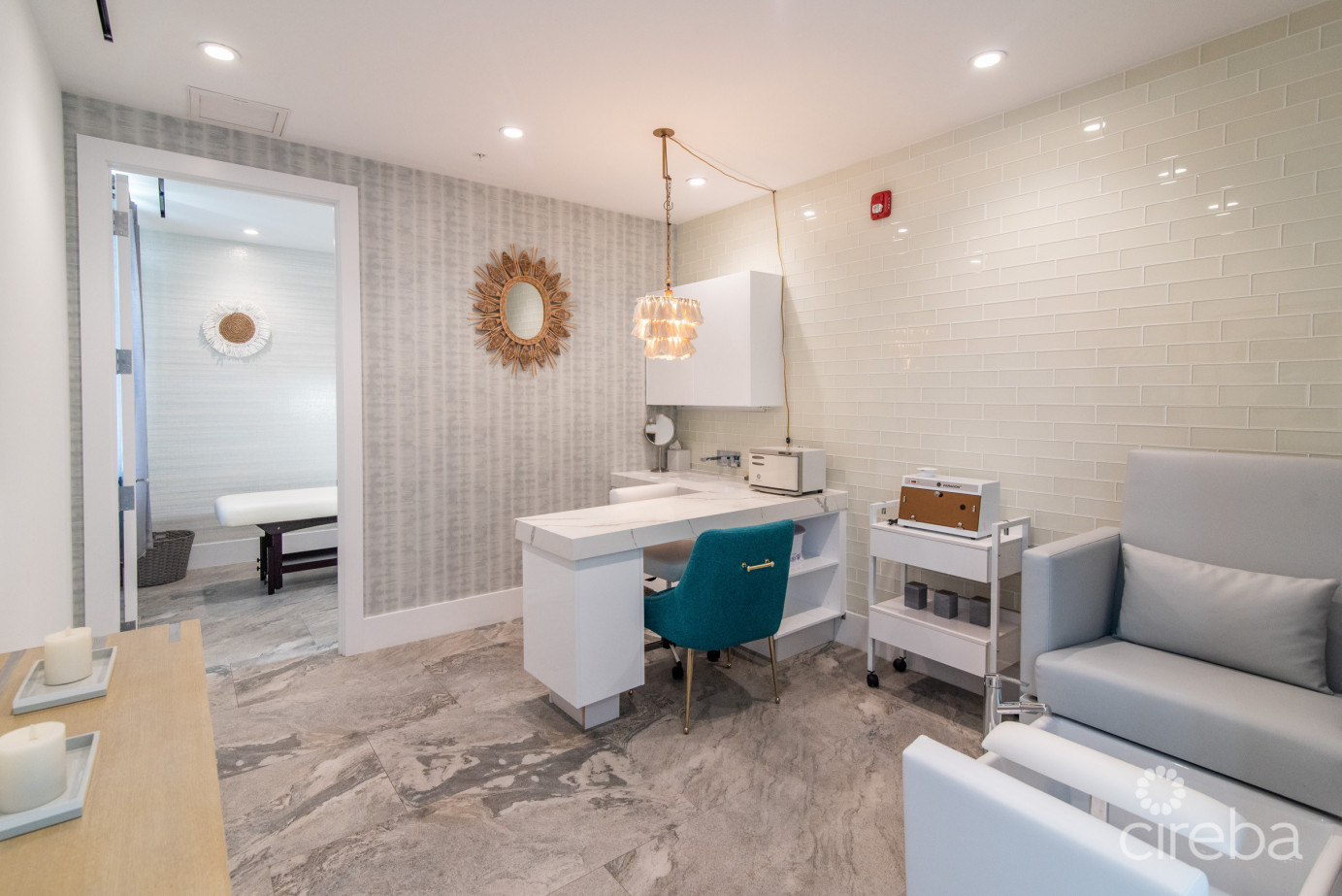 Rum Point Club # 404