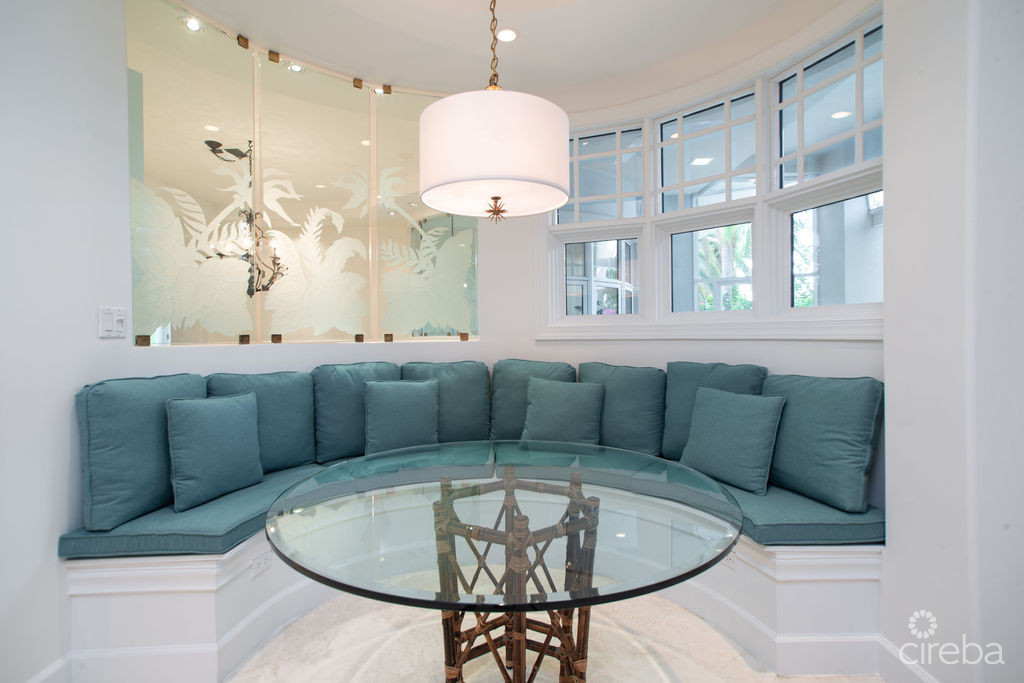 Britannia Kings Court Totally Renovated Rare Jewel Townhome