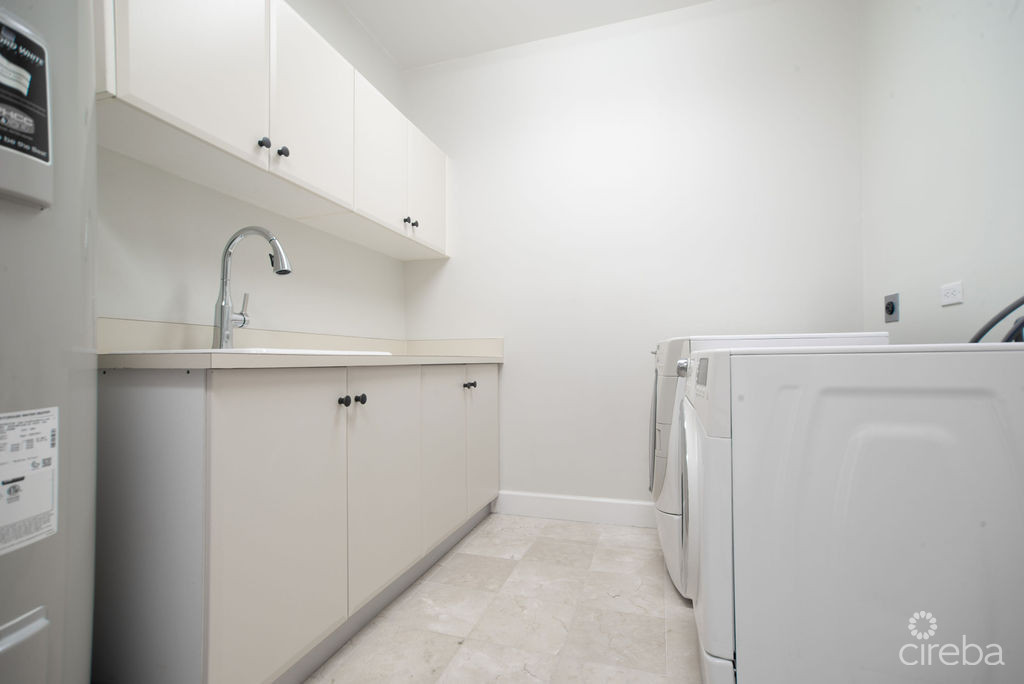 Britannia Kings Court Totally Renovated Rare Jewel Townhome