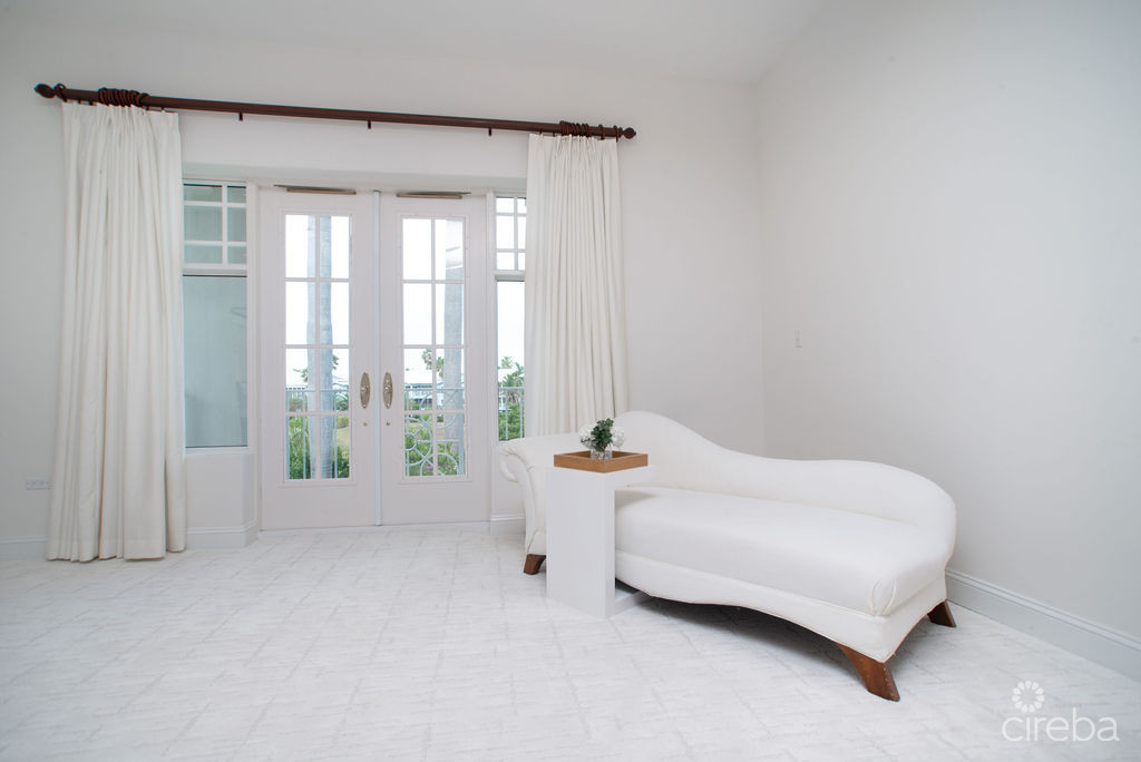 Britannia Kings Court Totally Renovated Rare Jewel Townhome