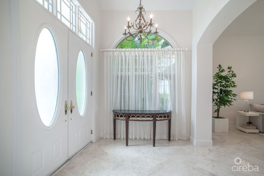 Britannia Kings Court Totally Renovated Rare Jewel Townhome