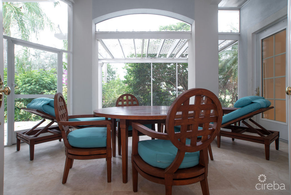 Britannia Kings Court Totally Renovated Rare Jewel Townhome