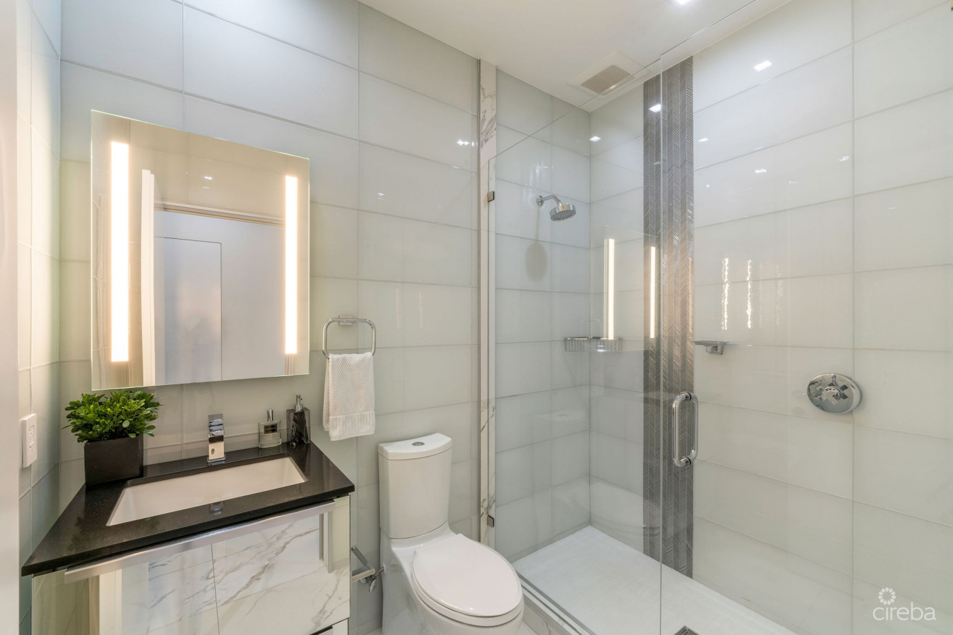 Fin Residence 6 - Furnished 3 Bed Luxury Ocean Front Condo