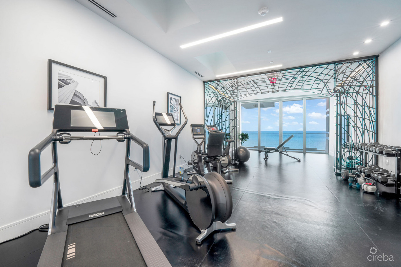 Fin Residence 6 - Furnished 3 Bed Luxury Ocean Front Condo