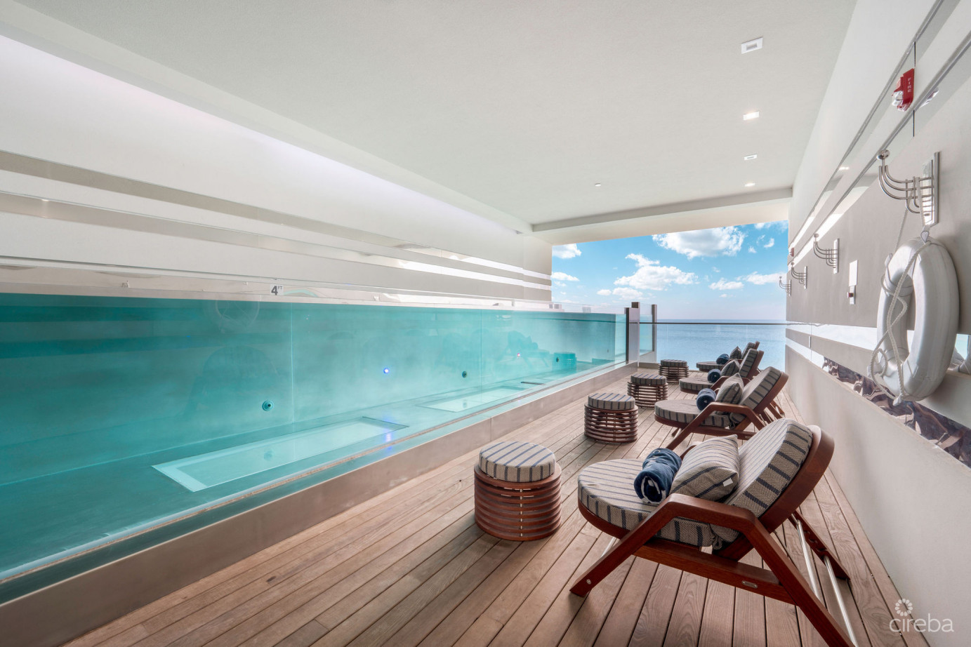 Fin Residence 6 - Furnished 3 Bed Luxury Ocean Front Condo